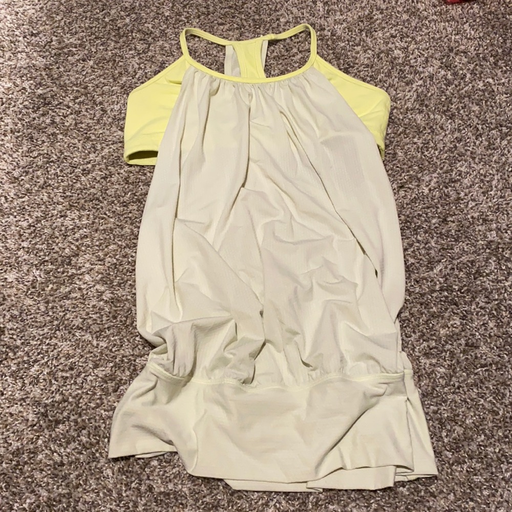 Lululemon Flow-Y top